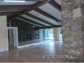 233 Kenmure - Photo 6