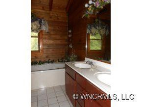 752 Upper Glady Fork Rd - Photo 17