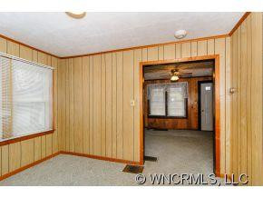 289 OLD MARS HILL HIGHWAY - Photo 9