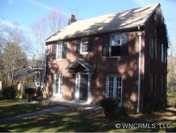 13 FARRWOOD AVENUE