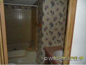 215 Riverview Drive - Photo 12