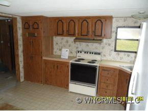 215 Riverview Drive - Photo 4