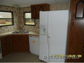 215 Riverview Drive - Photo 5