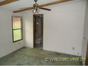 215 Riverview Drive - Photo 8