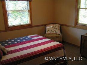 122 Jack Straw Lane - Photo 17