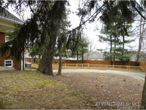 1242 Hyman Avenue - Photo 23
