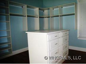 15 STERLING WAY - Photo 12