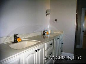 15 STERLING WAY - Photo 19