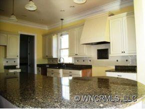 15 STERLING WAY - Photo 8