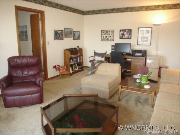 151 COUNTRY RIDGE - Photo 12