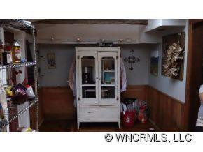 2 Caledonia - Photo 4