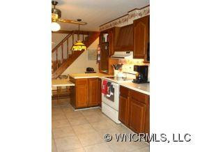 160 Buffett Road - Photo 9