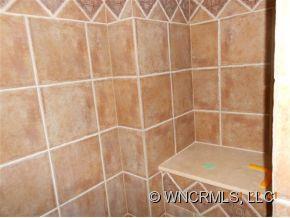 55 Adohi - Photo 15