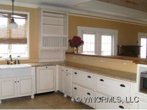 5000 Bat Cave Road - Photo 9