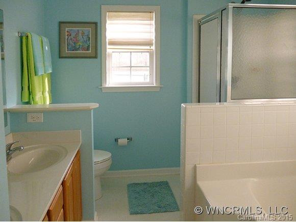 222 English Oak Road - Photo 14
