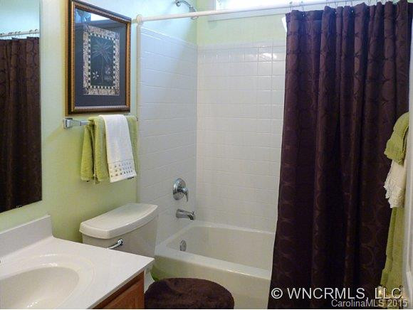 222 English Oak Road - Photo 16