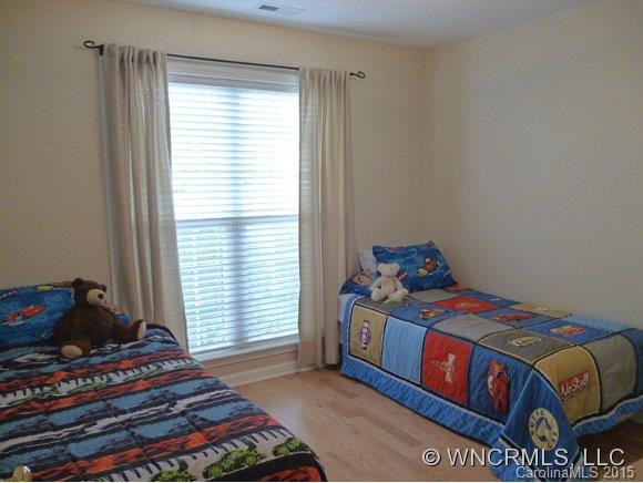 222 English Oak Road - Photo 17
