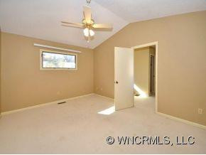 106 CLUBWOOD COURT - Photo 11