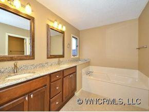 106 CLUBWOOD COURT - Photo 13