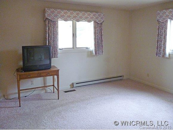 318 Old Leicester Hwy - Photo 12