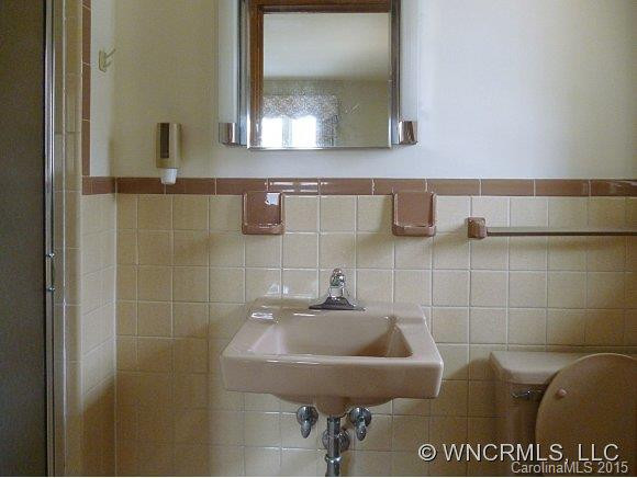 318 Old Leicester Hwy - Photo 13