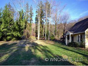 168 MACON AVENUE - Photo 12