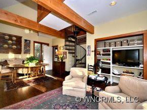 168 MACON AVENUE - Photo 4