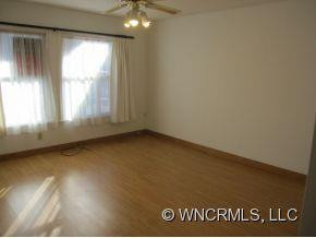 103 Shepard Square - Photo 2