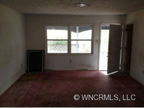 12 Compton Drive - Photo 2