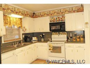 23 Jamie Hill Drive - Photo 13