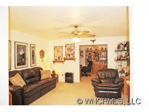 23 Jamie Hill Drive - Photo 16