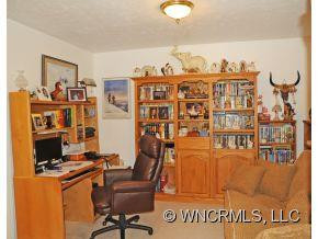 23 Jamie Hill Drive - Photo 19