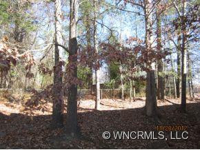 110 Heywood Rd 15A - Photo 3
