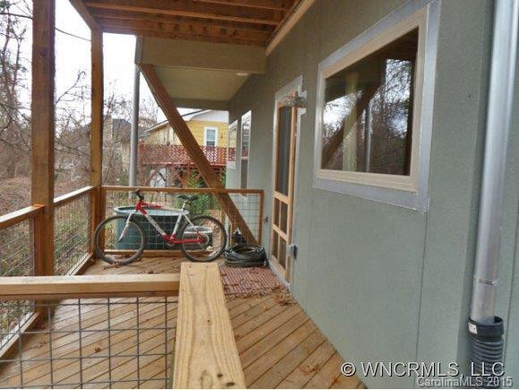 360 Riverview  Drive - Photo 11
