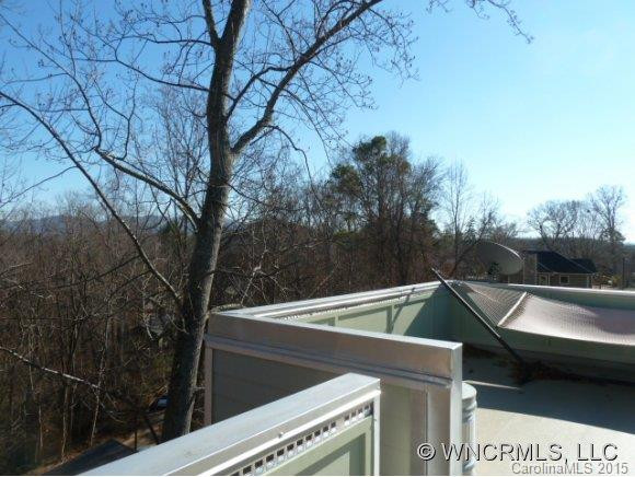360 Riverview  Drive - Photo 13