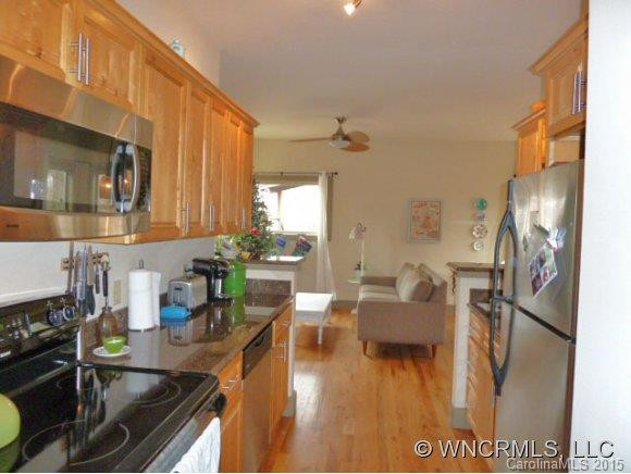 360 Riverview  Drive - Photo 5