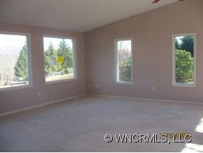 16 Meadowbrook Dr - Photo 6