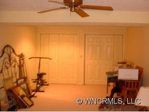 335 Melrose Avenue - #111 - Photo 18