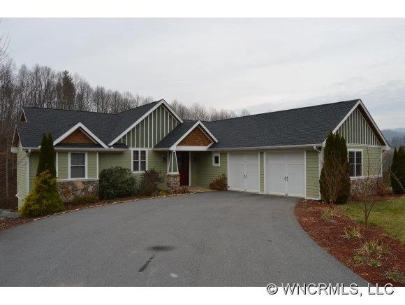 136 Mystic Way