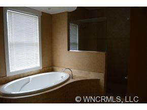 136 Mystic Way - Photo 8