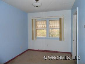 229 Northwest Ave - Photo 5