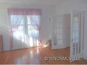 27 Hampton Heights - Photo 4