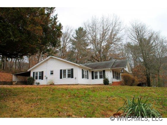 21 Lower Barton Rd