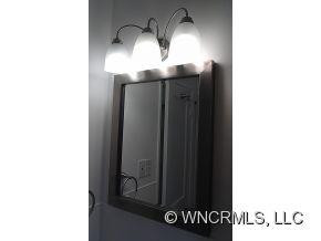 615 Biltmore Avenue - Photo 11