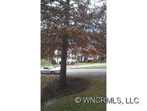 615 Biltmore Avenue - Photo 15