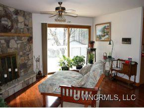 121 VALLEY VIEW DRIVE - Photo 3