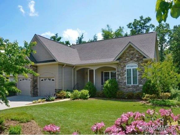 10 BARNSDALE LANE