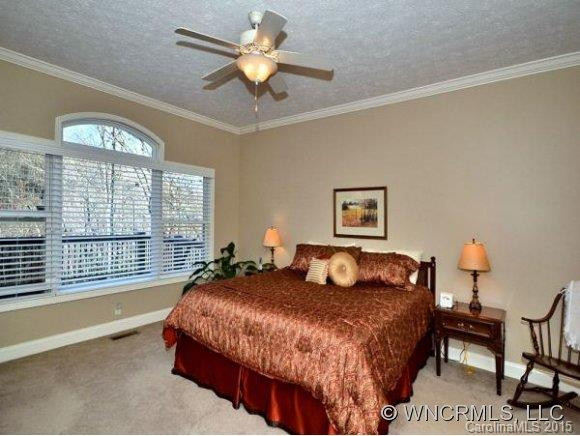 10 BARNSDALE LANE - Photo 13