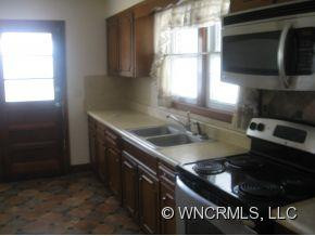 669 SAND HILL RD - Photo 7