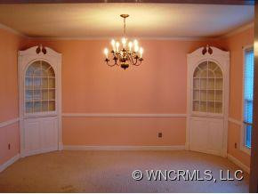 67 Ridgeway - Photo 3